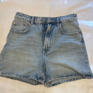 Zara Classic Blue Denim Jeans